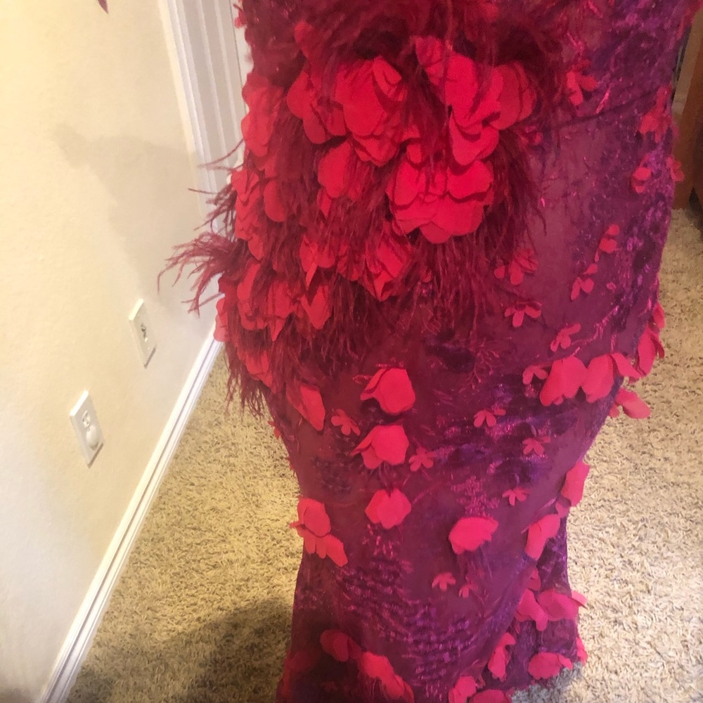 Dress - Picture 3 of 10
